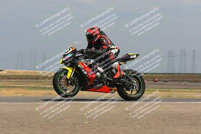 media/Sep-10-2023-Pacific Track Time (Sun) [[44210541ad]]/Group A/12pm (Wheelie Bump)/